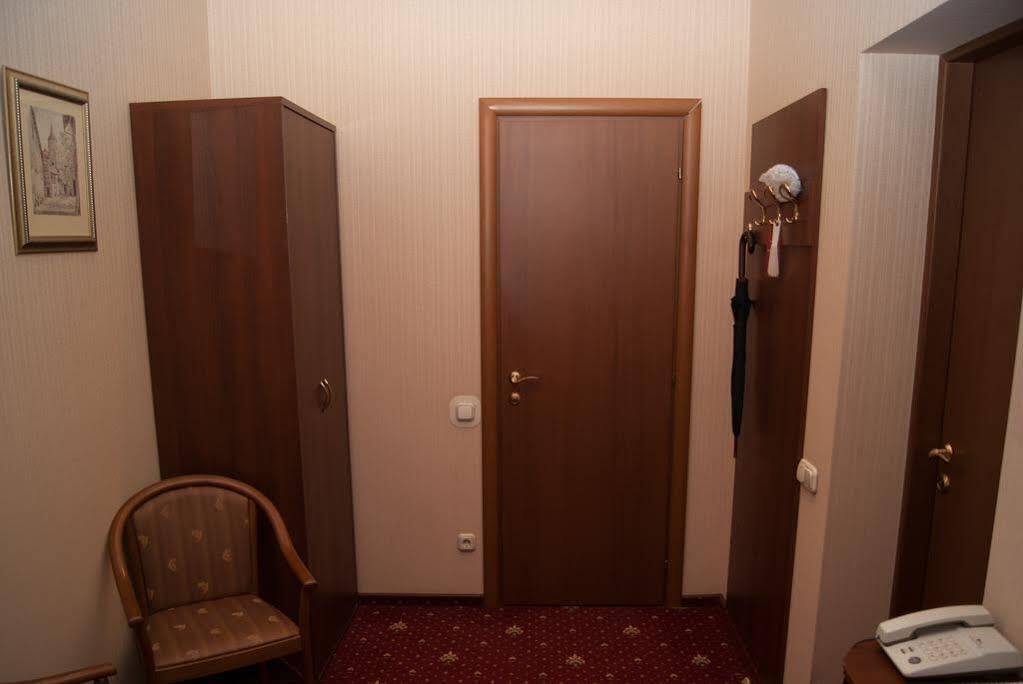 伯格米亚私人酒店 萨拉托夫 外观 照片